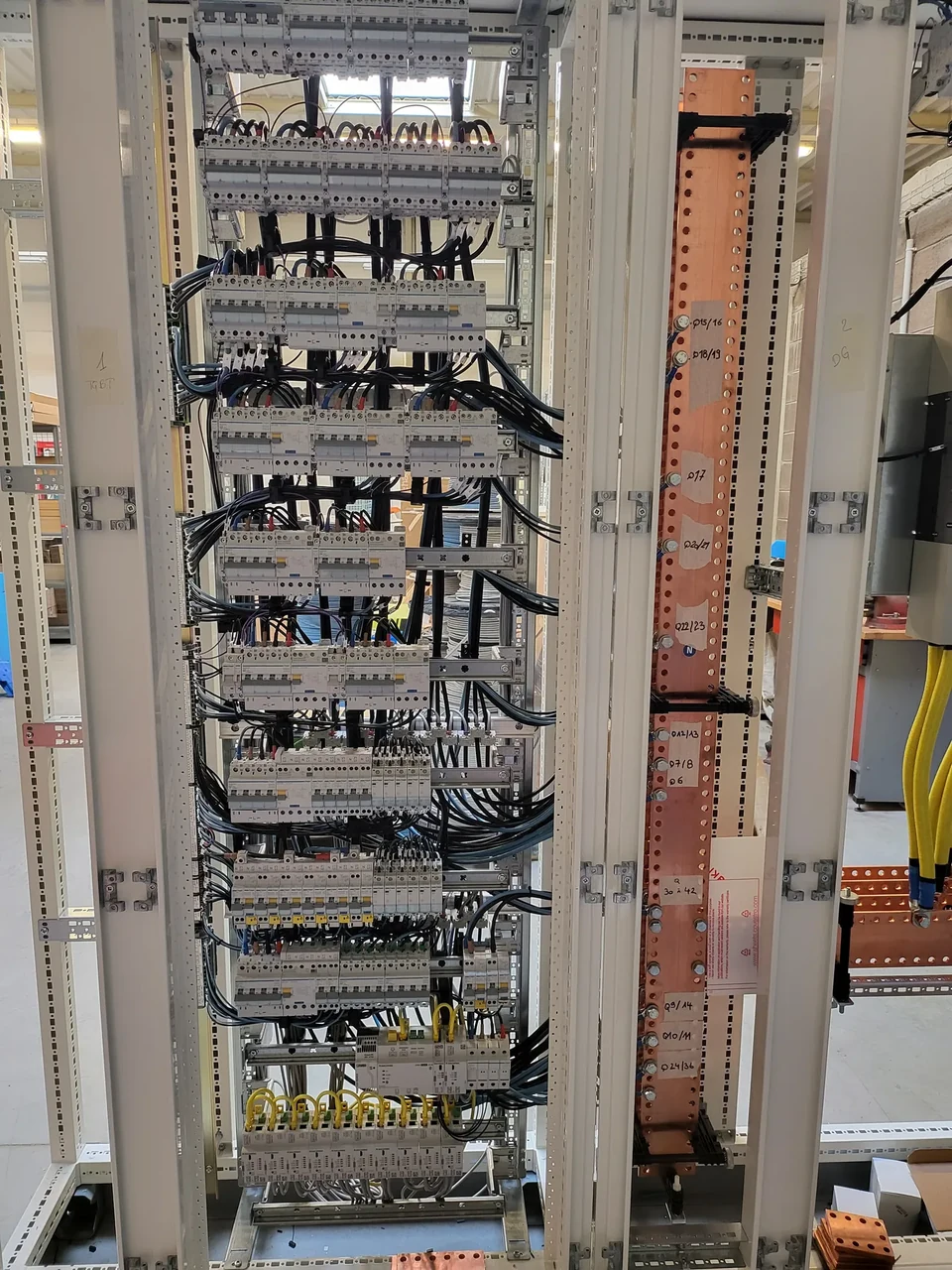 Appareillage modulaire et distribution dans un tableau